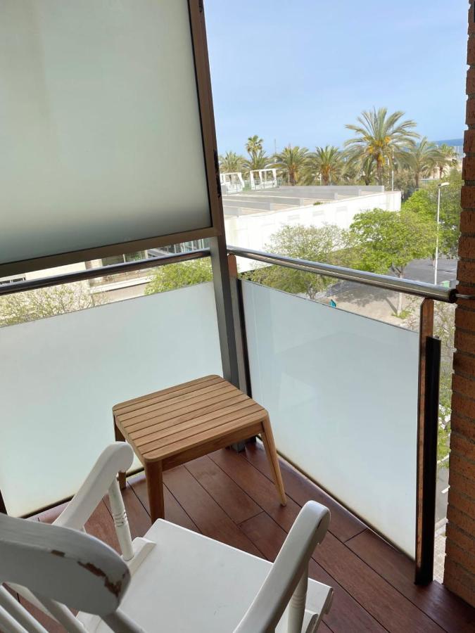 Apartment With Sea Views Next To The Beach Of Mar Bella Barcelona Luaran gambar