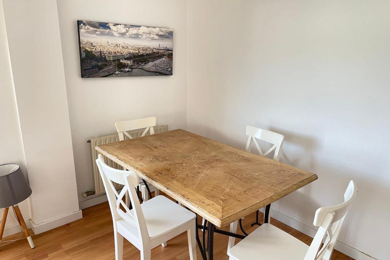 Apartment With Sea Views Next To The Beach Of Mar Bella Barcelona Luaran gambar